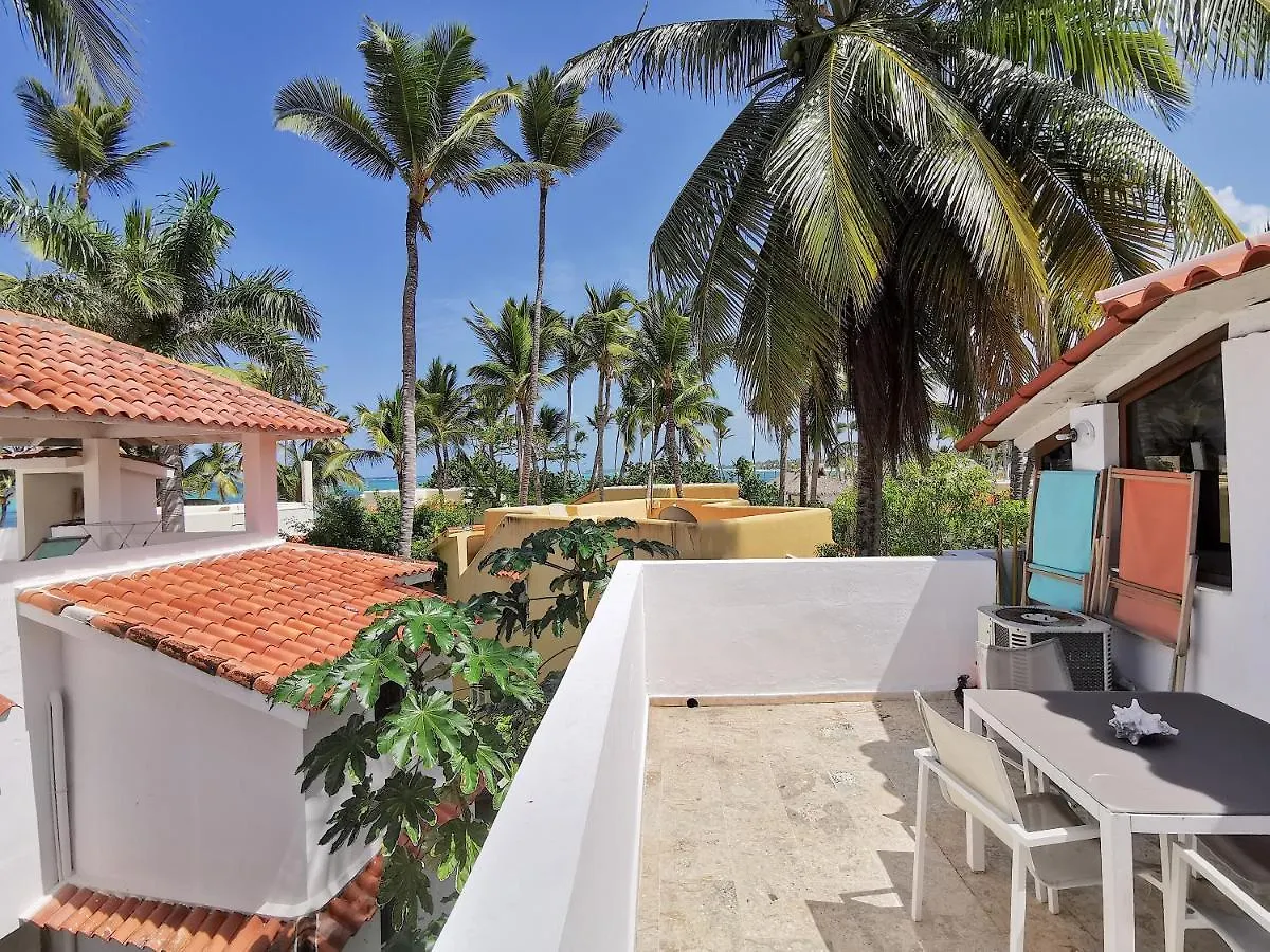 Increible Casa Con Terraza Con Vistas Al Mar En Primera Linea De Playa Cocina Wifi Bbq Tv Toallas Playa Villa Punta Cana